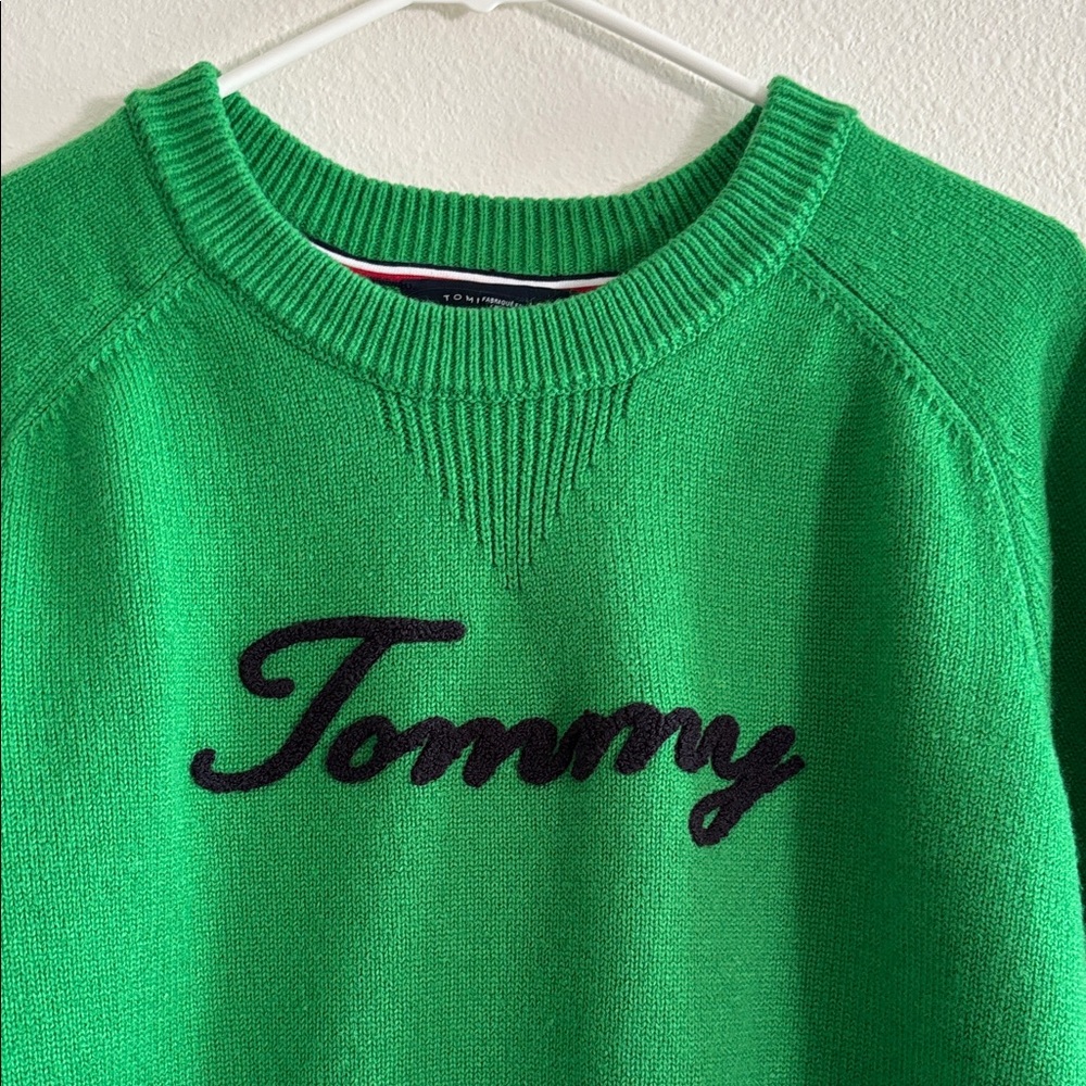 Tommy Hilfiger Green Crewneck Sweater with Black 'Tommy' Script - Picture 2 of 4